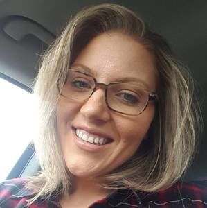 Meet your Posher, Alicia